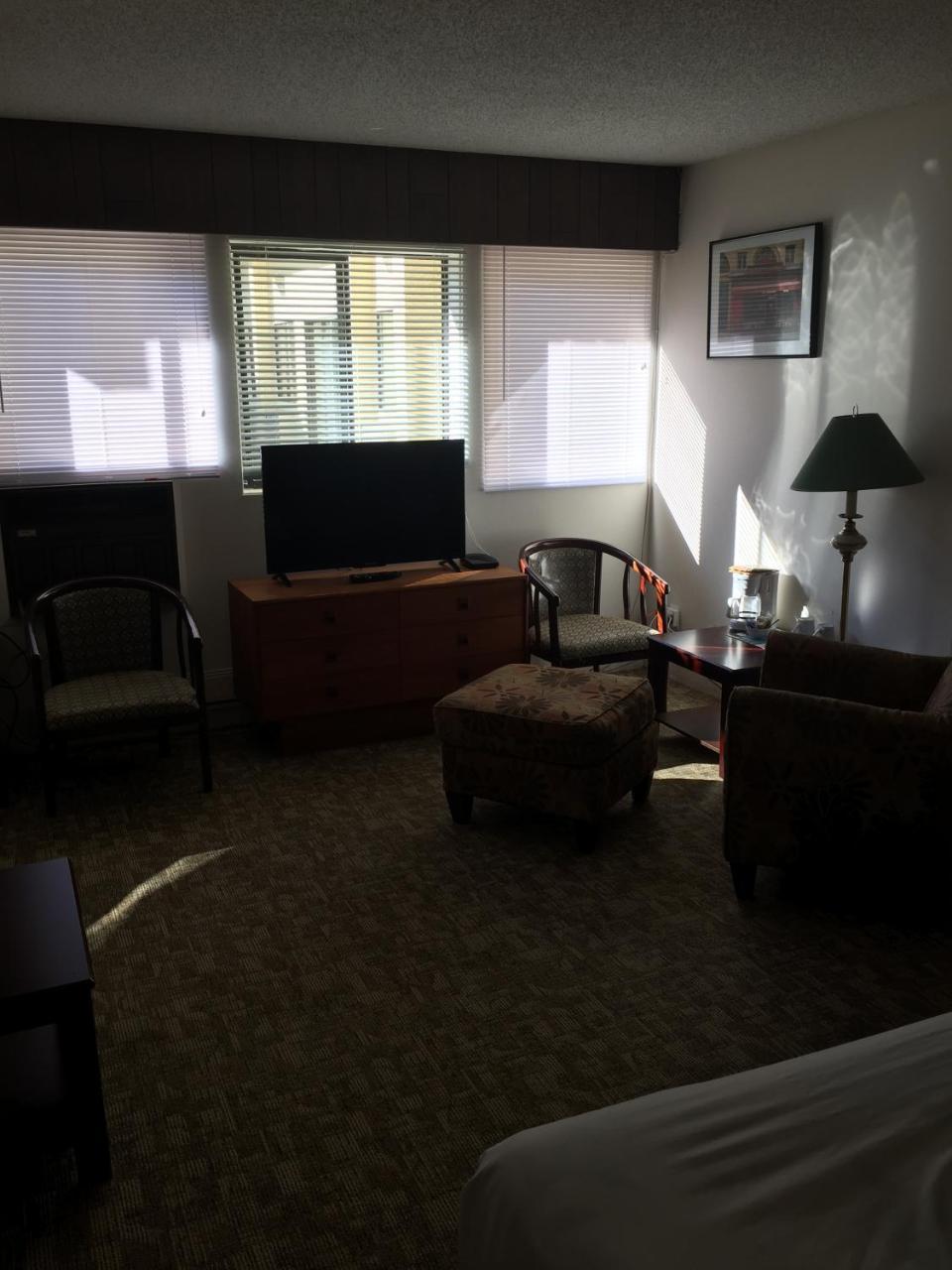 Spring Villa Hotel Harrison Hot Springs Exterior foto